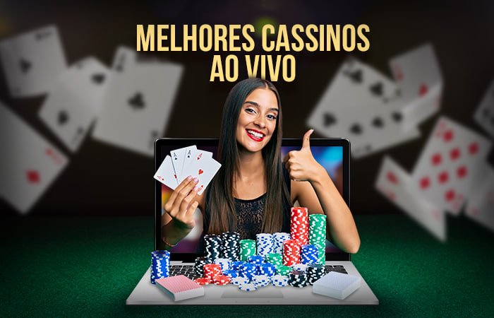 Pemain jili menggunakan akses mobile di smartphone untuk taruhan sepak bola dan live casino
